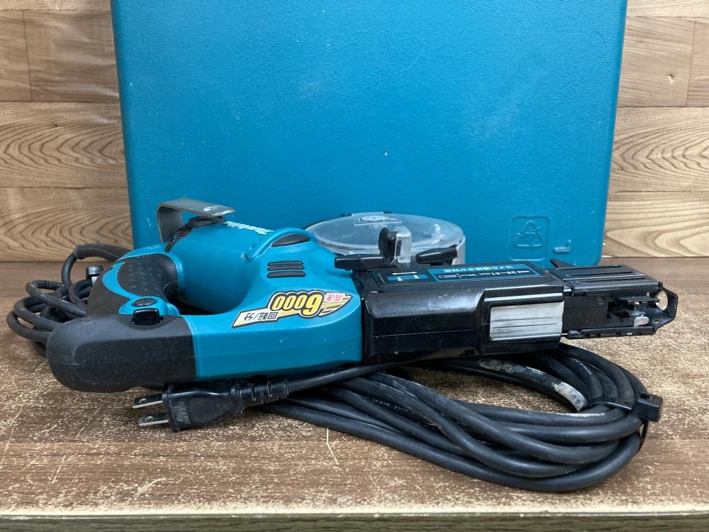 マキタ オートパックスクリュードライバ 6841Rの中古 中古C傷汚れあり