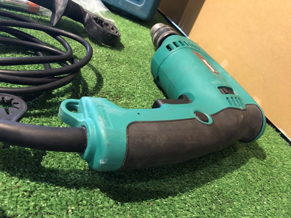 マキタ makita 16mm振動ドリル M815の中古 中古B使用感あり マキタ makita 16mm振動ドリル M815の中古 中古B使用感あり