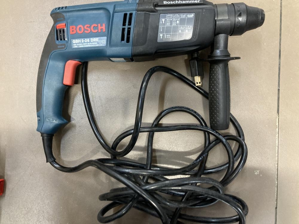 ボッシュ　BOSCH　GBH２-26DFR　ハンマドリル　中古品　ケース/刃多数有り　φ13mm　【ハンズクラフト宜野湾店】 ボッシュ BOSCH GBH2-26DFR ハンマドリル 中古品 ケース/刃多数有り