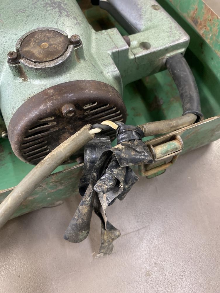 日立 HITACHI 六角軸30mm電動ハンマ PH-65Aの中古 中古B使用感あり