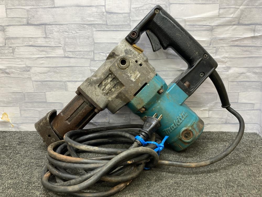 マキタ makita 35mmハンマドリル ハツリ HR3520の中古 中古C傷汚れあり 《大阪・松原》中古工具販売の専門店│ツールオフ松原店  ｜中古工具販売のツールオフ