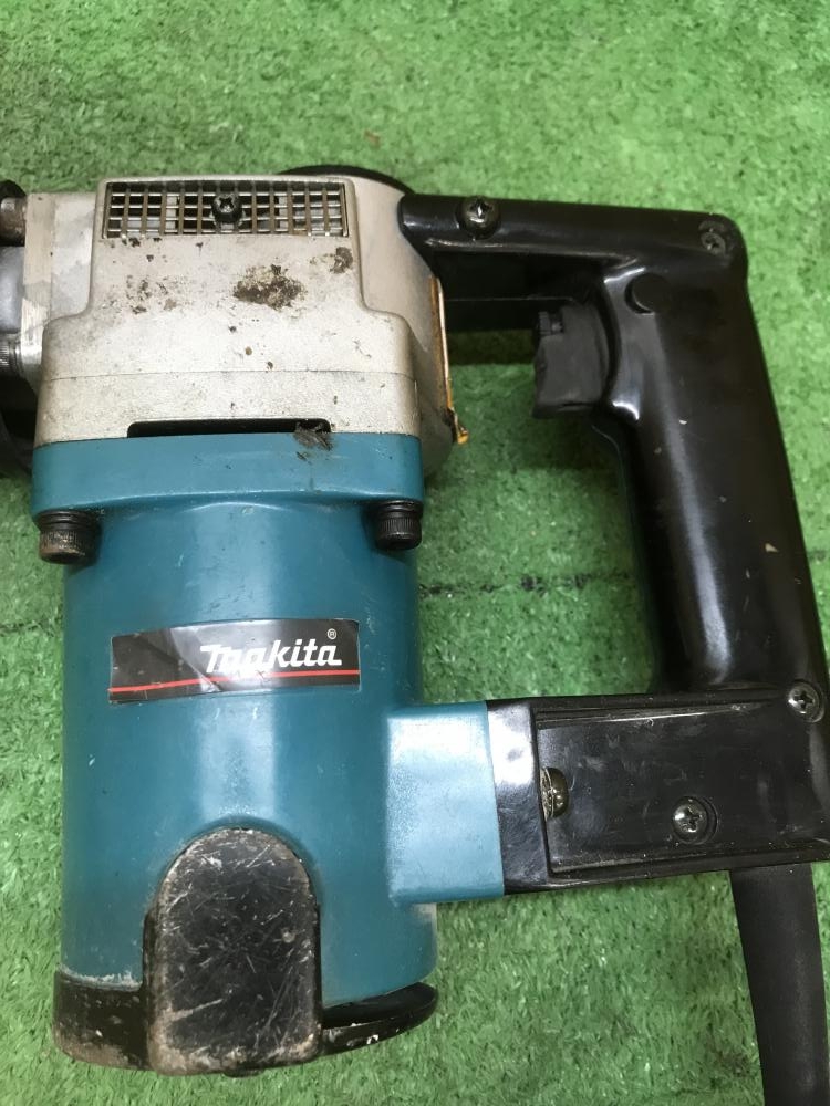 マキタ makita 電動ケレン 100V HK1810 ビット付きの中古 中古C傷汚れ
