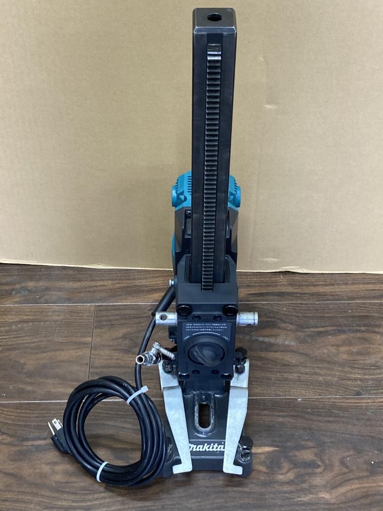 中古 マキタ makita ダイヤコアドリル DM122 ちぢれ 新でん
