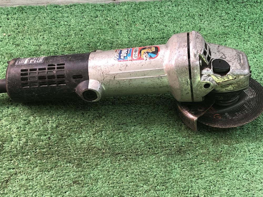 makita マキタ 100mmディスクグラインダ 9533Lの中古 中古C傷汚れあり