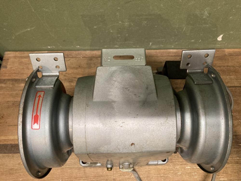 日立工機 刃とぎグラインダ 研磨 UG-125 現状品の中古 中古C傷汚れあり