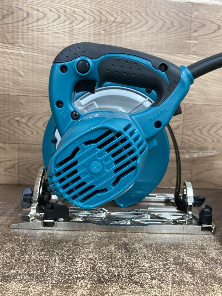 マキタ マルノコ 5637BA 未使用