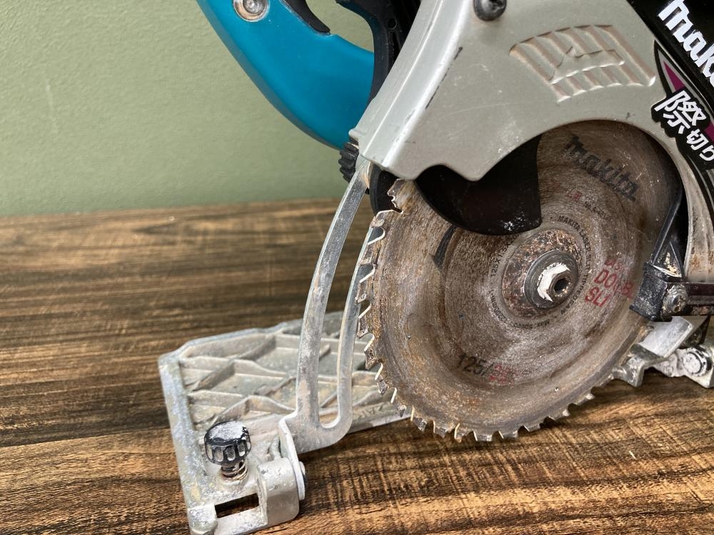 マキタ 125mmマルノコ 5241の中古 中古C傷汚れあり 《宮城・仙台》中古