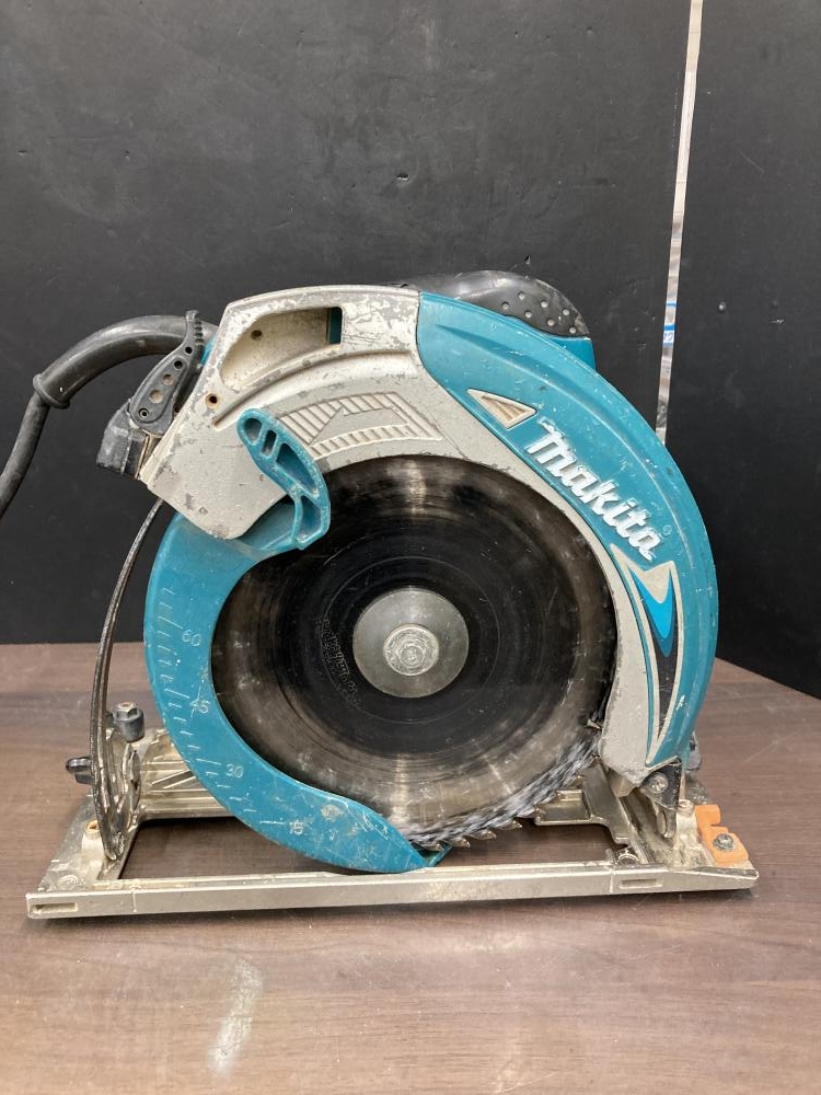 makita マキタ 5832BA 190mmマルノコ 中古品 【ハンズクラフト宜野湾店】 工具買取リユース専門館ハンズクラフト
