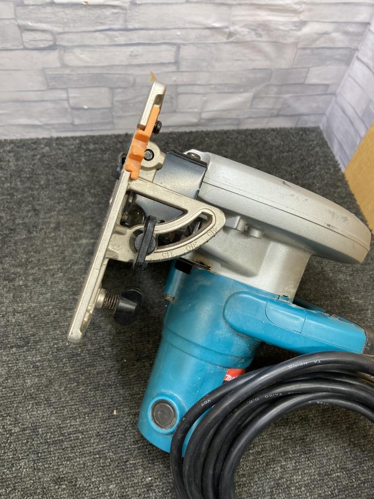 マキタ makita 190mm電子マルノコ 5833CBAの中古 中古C傷汚れあり