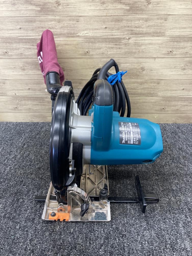 マキタ makita 165ｍｍ電子マルノコ 5638CBAの中古 中古B使用感あり 《大阪・松原》中古工具販売の専門店│ツールオフ松原店  ｜中古工具販売のツールオフ