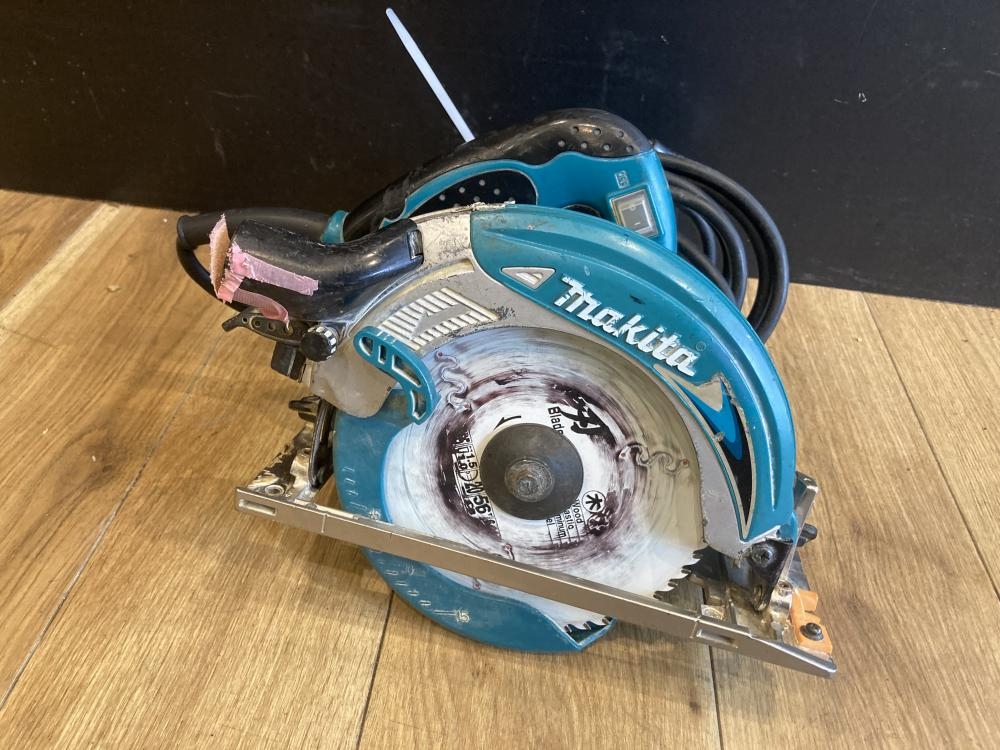 makita マキタ 165mmマルノコ 5637BAの中古 中古C傷汚れあり 《東京