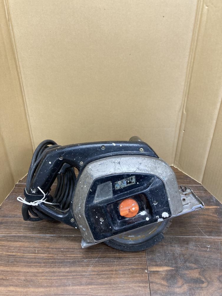 新ダイワ 100V 180mm 防じんカッター B18N 防塵カッター 電動工具 作業関連用品｜工具、DIY用品