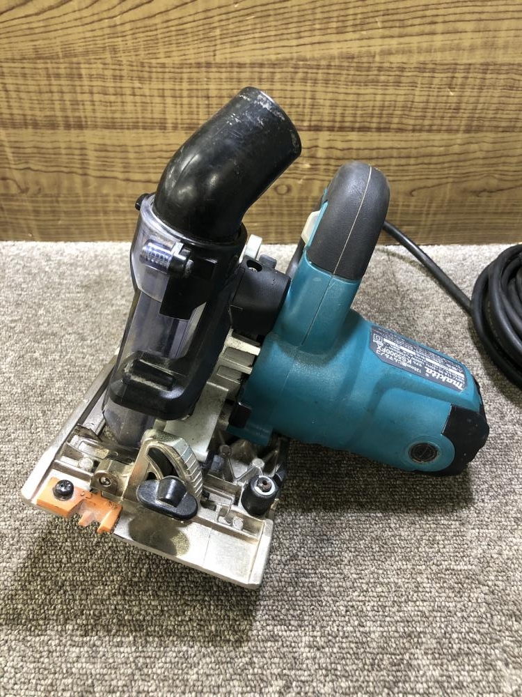 マキタ 125mm防じんマルノコ KS500FXの中古 中古C傷汚れあり 《千葉