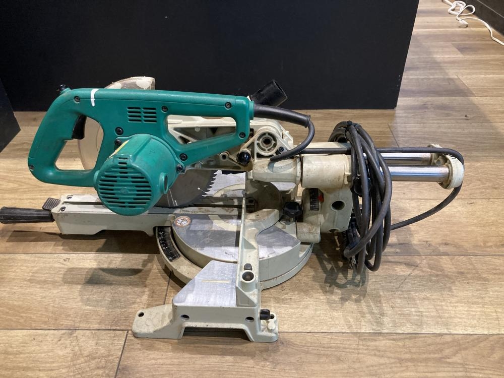マキタ 190mmスライドマルノコ M244の中古 中古C傷汚れあり 《東京