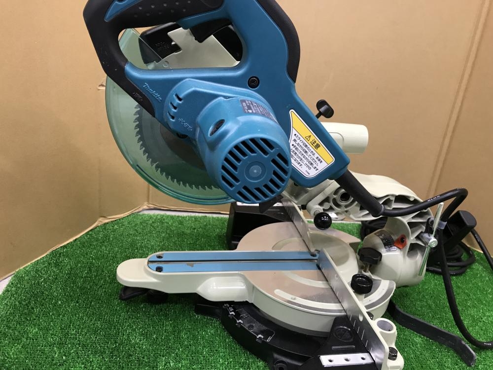 マキタ 165mm スライドマルノコ LS0611の中古 中古B使用感あり