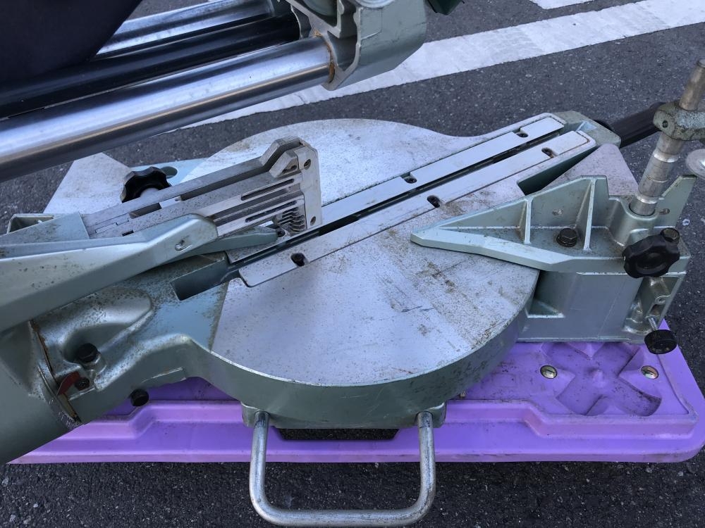 日立工機 305mm卓上スライド丸のこ C12FSAの中古 中古C傷汚れあり