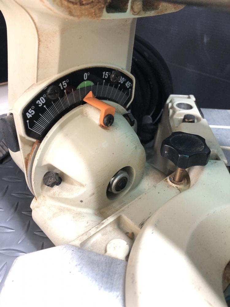 マキタ makita 190mm スライドマルノコ LS0716FLの中古 中古B マキタ makita 190mm スライドマルノコ LS0716FLの中古 中古B