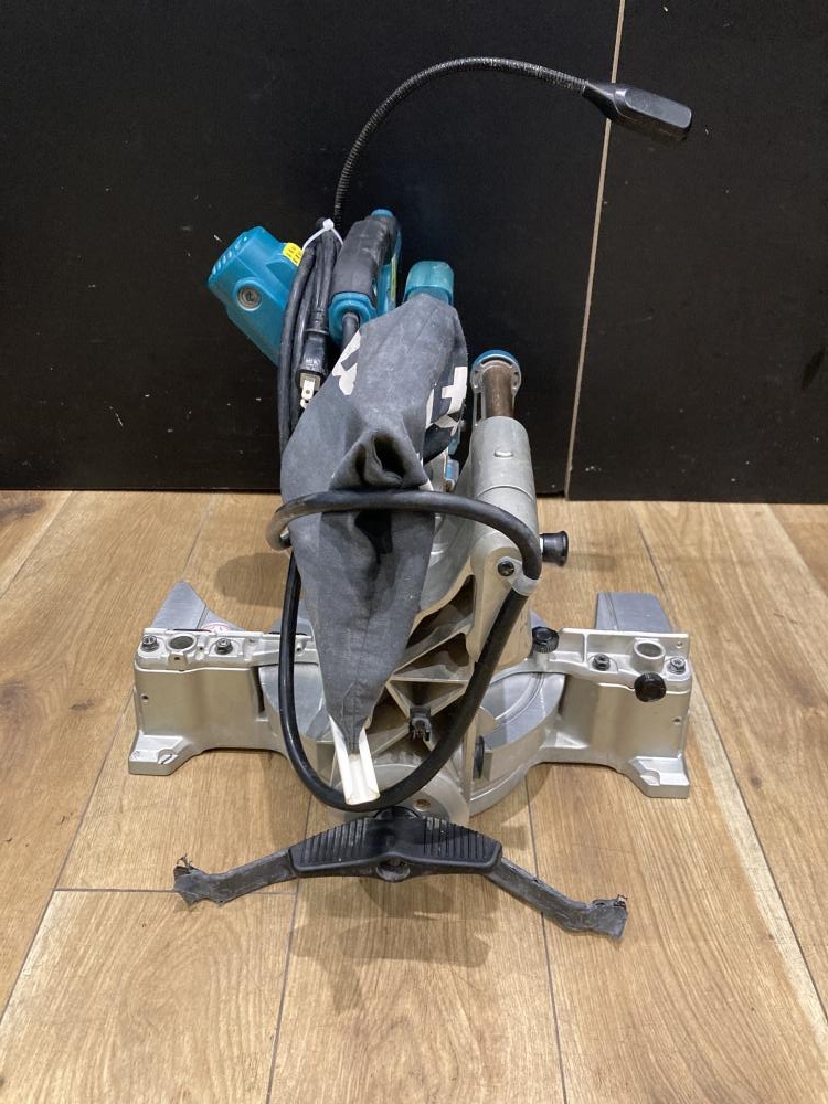 マキタ 165mmスライドマルノコ TD322の中古 中古B使用感あり 《東京 