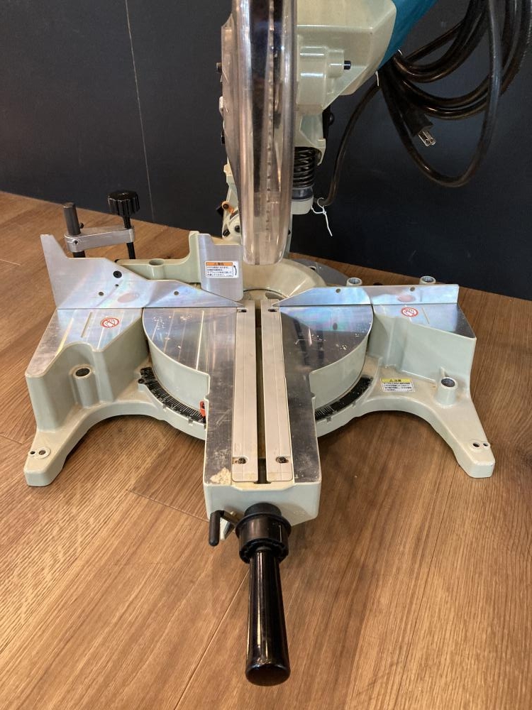 makita マキタ 305mmスライド丸のこ LS1213の中古 中古B使用感あり makita マキタ 305mmスライド丸のこ LS1213の中古 中古B使用感あり