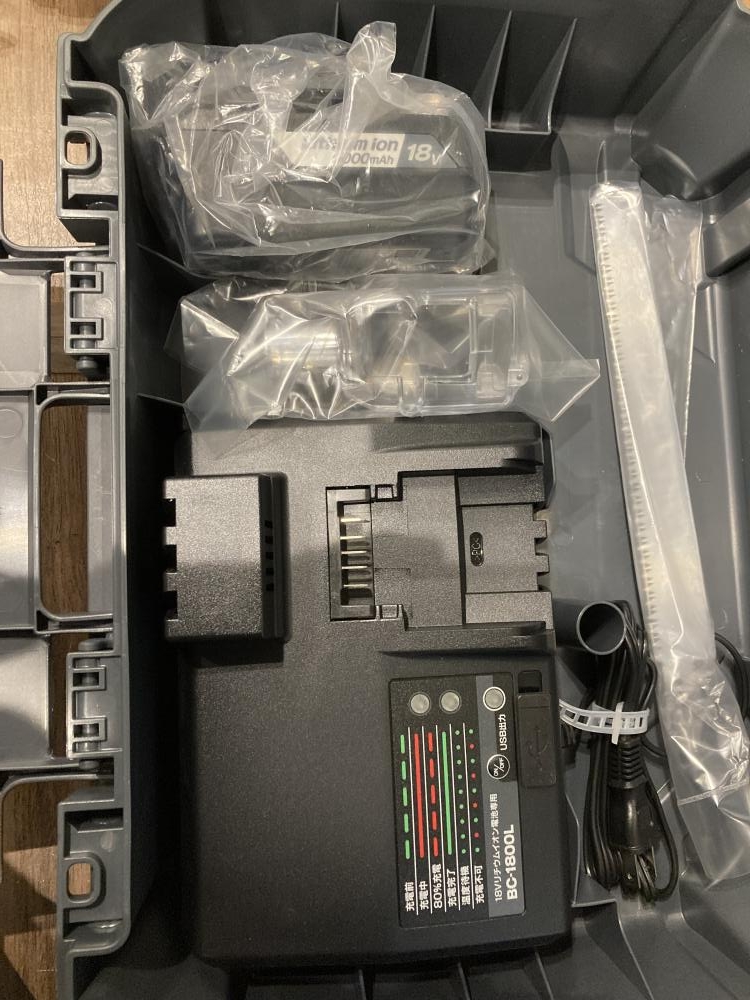 KYOCERA 充電式小型レシプロソー DRJ11XRの中古 未使用品 《宮城 KYOCERA 充電式小型レシプロソー DRJ11XRの中古 未使用品 《宮城