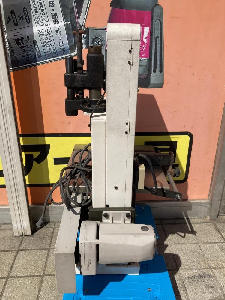 RYOBI バンドソー BS-51Nの中古 中古C傷汚れあり 《東京・八王子》中古