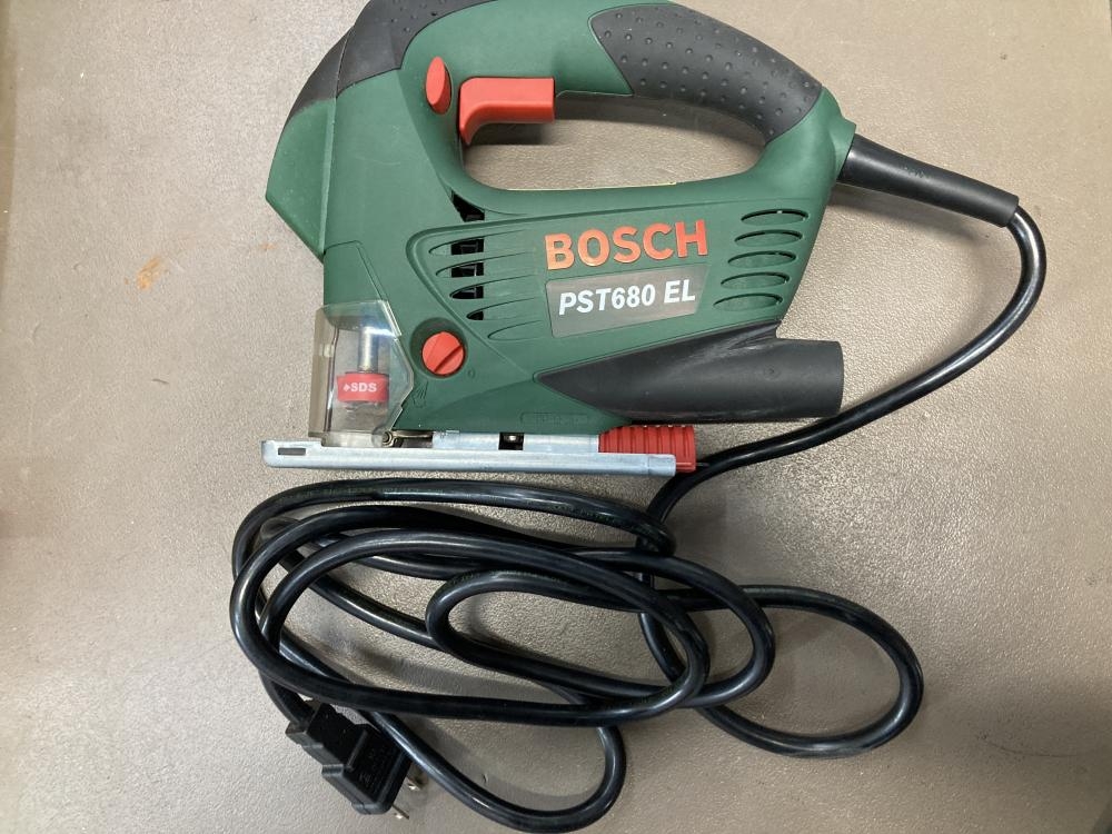 BOSCH レーザー付ジグソー PST680ELの中古 中古B使用感あり 《横浜・青葉》中古工具販売の専門店│ ツールオフ横浜店  ｜中古工具販売のツールオフ