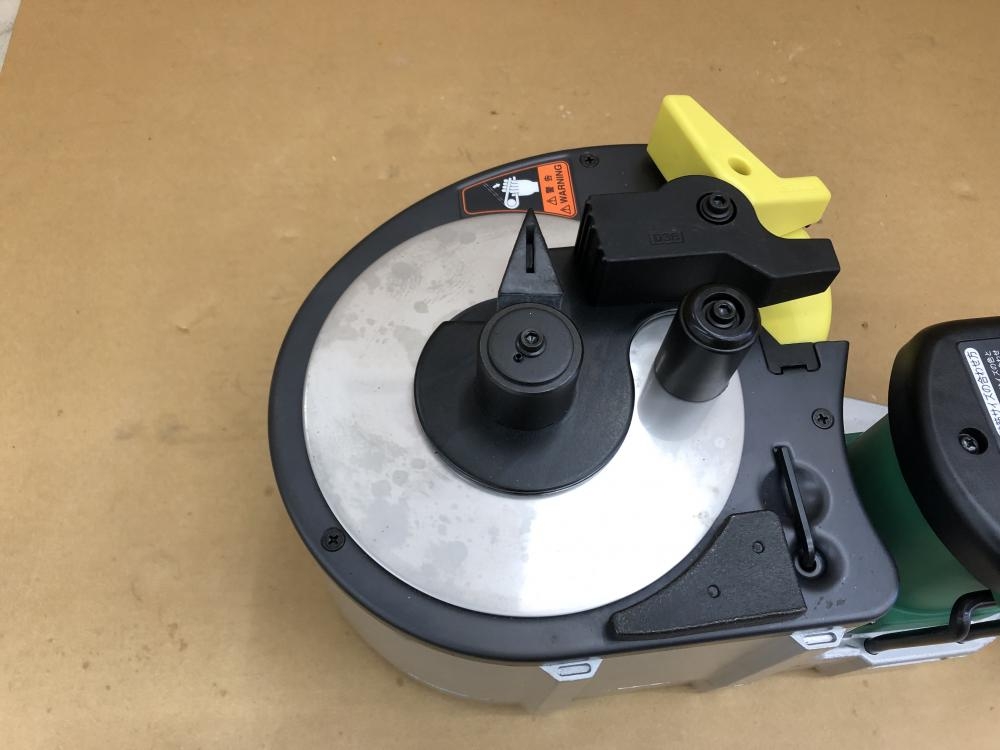 日立工機 16㎜鉄筋カットベンダー ※長期保管品の為小傷等あり 日立工機 16㎜鉄筋カットベンダー ※長期保管品の為小傷等あり