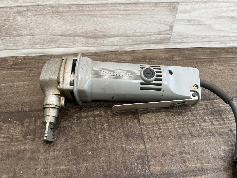 マキタ makita ニブラ JN1600 動作OKの中古 中古C傷汚れあり 《埼玉・入間》中古工具販売の専門店│ ツールオフ所沢入間店  ｜中古工具販売のツールオフ