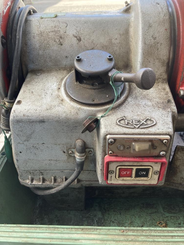 REX ねじ切り機 パイプマシン 100A ※通電のみ確認の中古 ジャンク