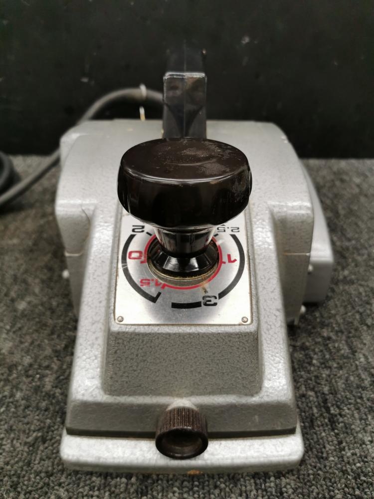 【新でん】マキタ 136mm2スピード電動カンナ 1804N 中古 マキタ ２スピードカンナ makita 1804N マキタ makita 136ｍｍ2