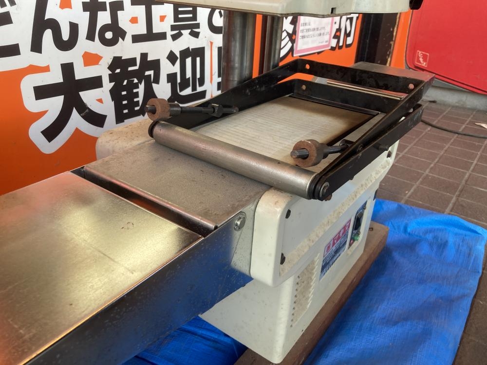 マキタ makita 超仕上カンナ LP1802Cの中古 中古C傷汚れあり 《大阪 