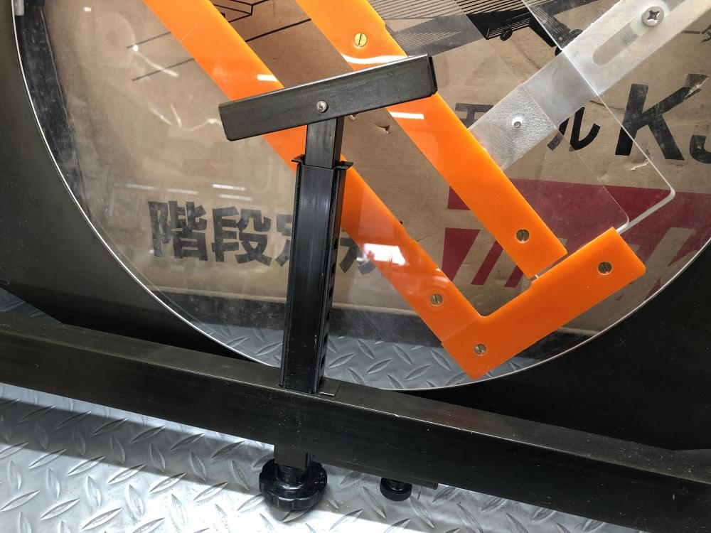 1388 makita マキタ 階段定規 KJ130 取扱説明書付 愛知県岡崎市 Amazon.co.jp: マキタ(Makita) 階段定規 ハサミ幅1尺3寸 KJ130 : DIY
