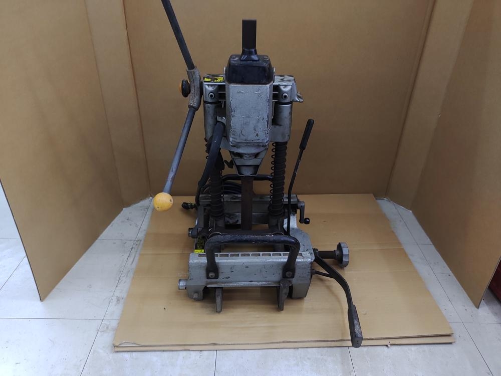 マキタ makita 155mm 5寸カクノミ 7305の中古 中古C傷汚れあり マキタ makita 155mm 5寸カクノミ 7305の中古 中古C傷汚れあり
