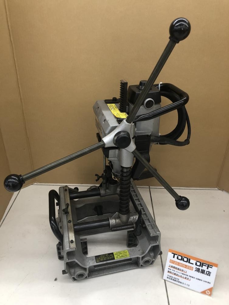 マキタ 手動カクノミ 7304の中古 中古C傷汚れあり 《埼玉・鴻巣》中古