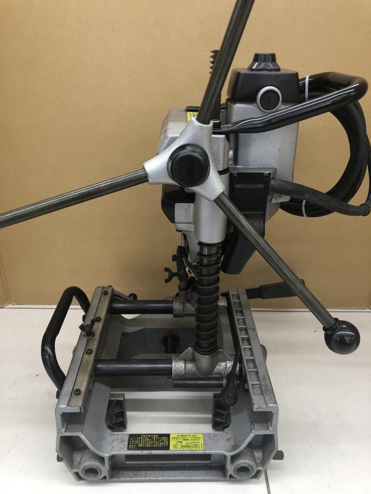 マキタ 7304 手動カクノミ【船橋馬込店】【店頭取引限定】【中古】管理番号：IT7EWYFVMIVK マキタ 手動カクノミ 125mm(4寸1分) 7304 - 工具通販クニモトハモノ