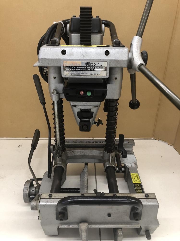 マキタ 手動カクノミ 7304の中古 中古C傷汚れあり 《埼玉・鴻巣》中古