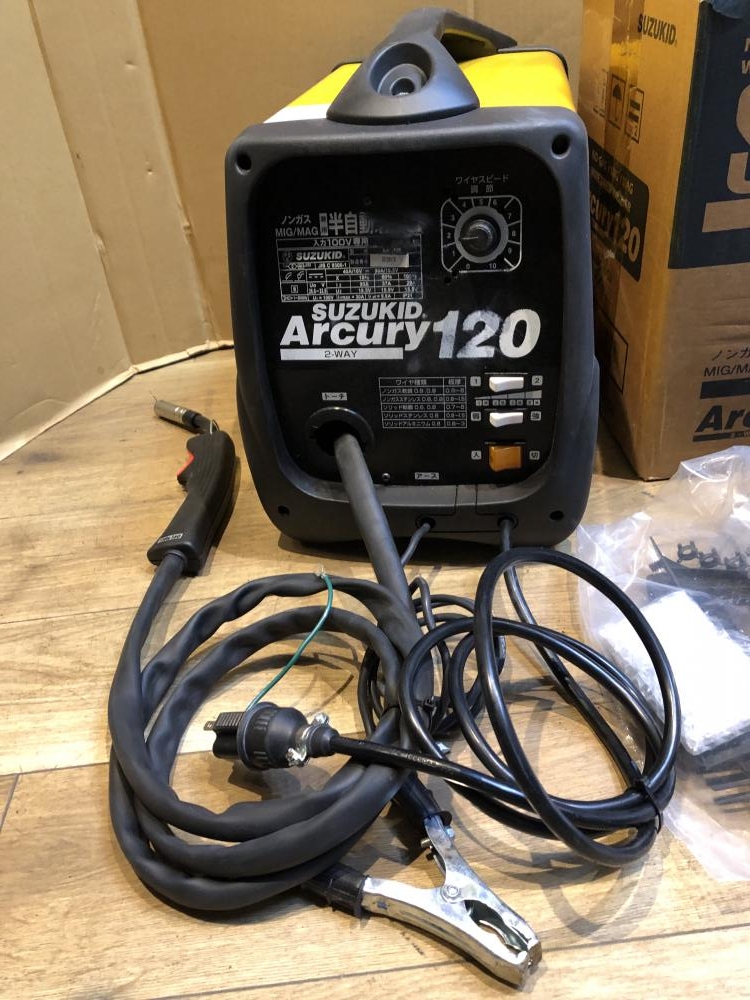 スズキッド SUZUKID 半自動溶接機 Arcury120の中古 中古B使用感あり 《埼玉・川越》中古工具販売の専門店│ ツールオフ川越店  ｜中古工具販売のツールオフ