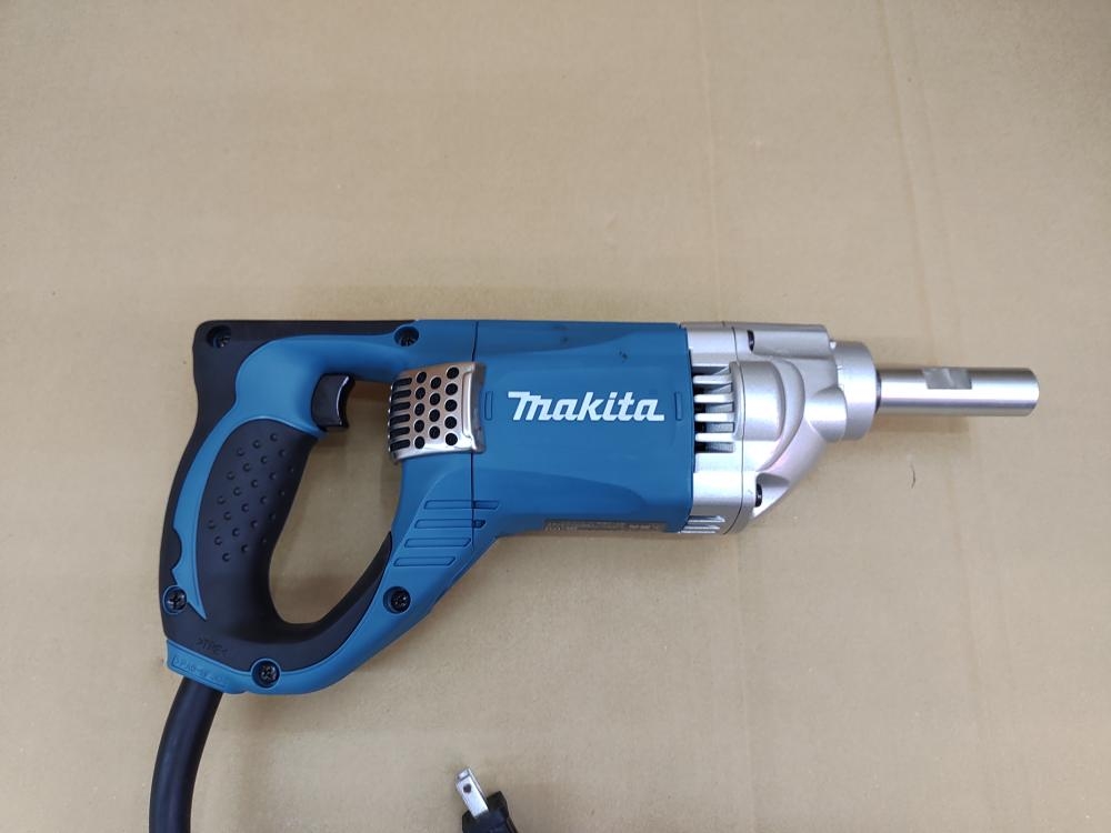 マキタ makita カクハン機 UT2204の中古 中古A(美品) 《千葉・柏》中古 ...