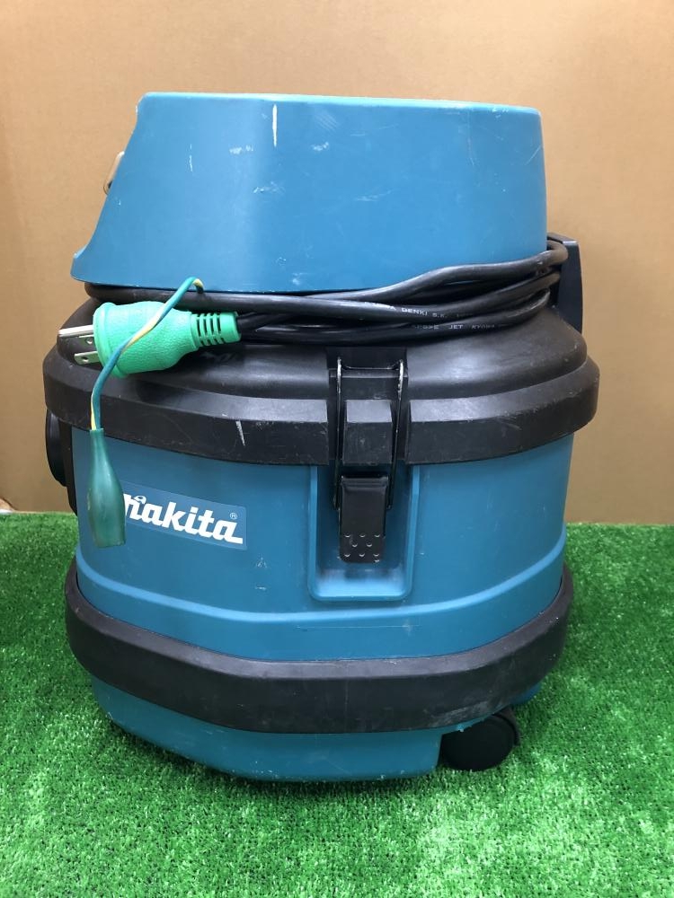 マキタ 集じん機(乾湿両用　業務用)　471 リサイクルショップ宮崎屋　佐土原店　25.7.12F マキタ 乾湿両用集じん機 471の中古 中古B使用感あり 《神奈川・川崎