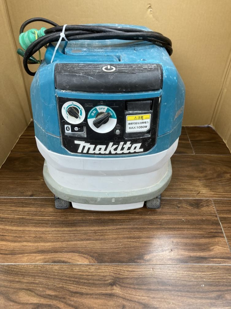 マキタ 集じん機 VC0840 本体のみ、付属品無しの中古 ジャンク マキタ 集じん機 VC0840 本体のみ、付属品無しの中古 ジャンク