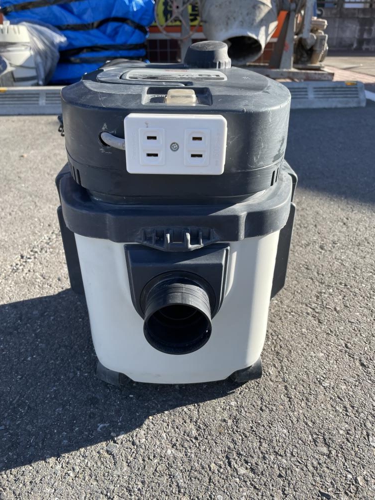 リョービ VC-51W 集じん機【野田愛宕店】【店頭取引限定】【中古】ITKE7LF3E9S0 リョービ（RYOBI） 京セラ VC-51 乾湿両用集塵機 肩掛式 容量5L AC100V