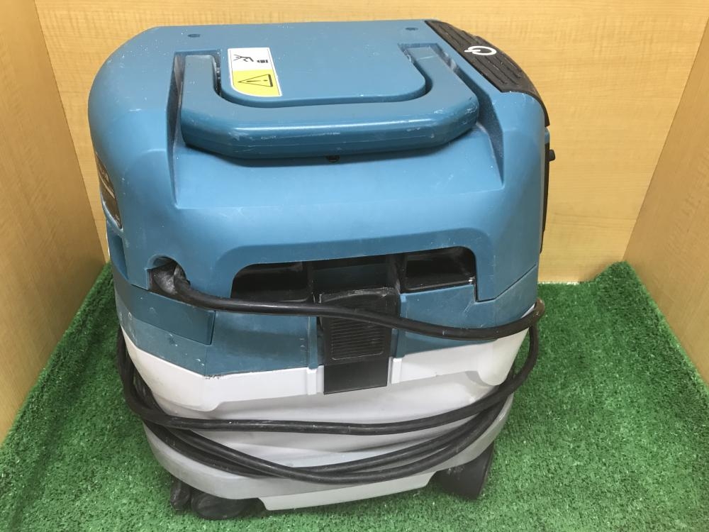 マキタ makita 集じん機 VC0830の中古 中古C傷汚れあり 《北海道・札幌》中古工具販売の専門店│ ツールオフ札幌白石店  ｜中古工具販売のツールオフ