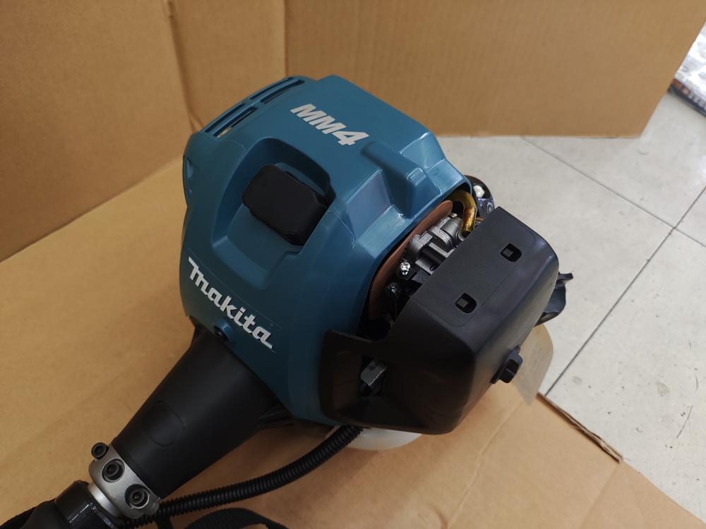 マキタ エンジン芝刈り機 MEX2650LHMの中古 中古B使用感あり 《千葉