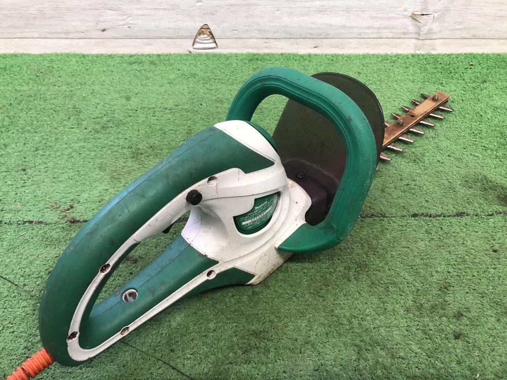 makita マキタ 300mm生垣バリカン MUH3002の中古 中古B使用感あり