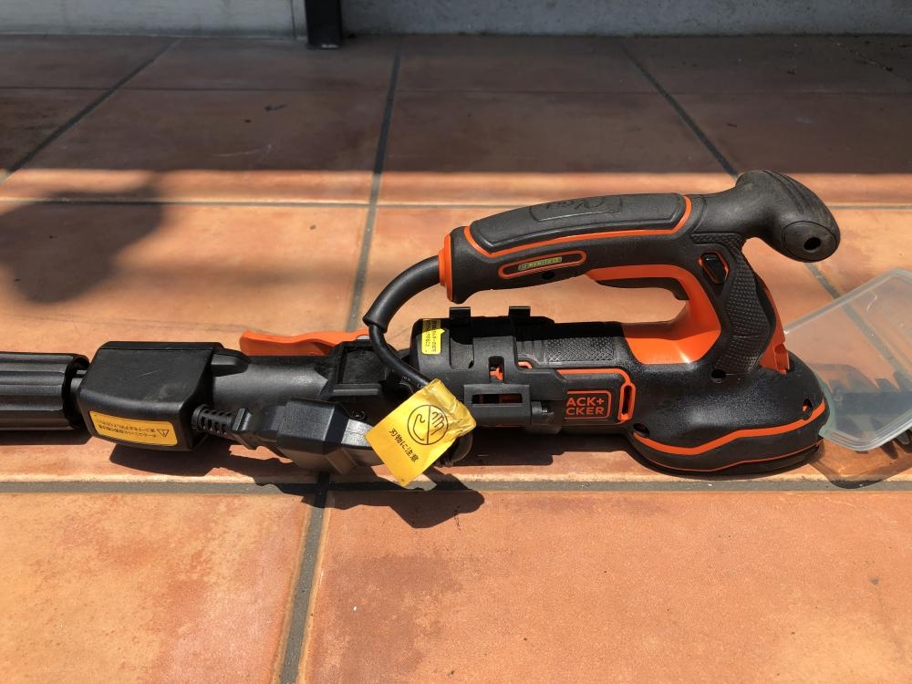 BLACK&DECKER 5in1ポールヘッジ&芝生バリカン GPSH1000の中古 中古C傷汚れあり 《東京・東村山》中古工具販売の専門店│  ツールオフ東村山店 ｜中古工具販売のツールオフ