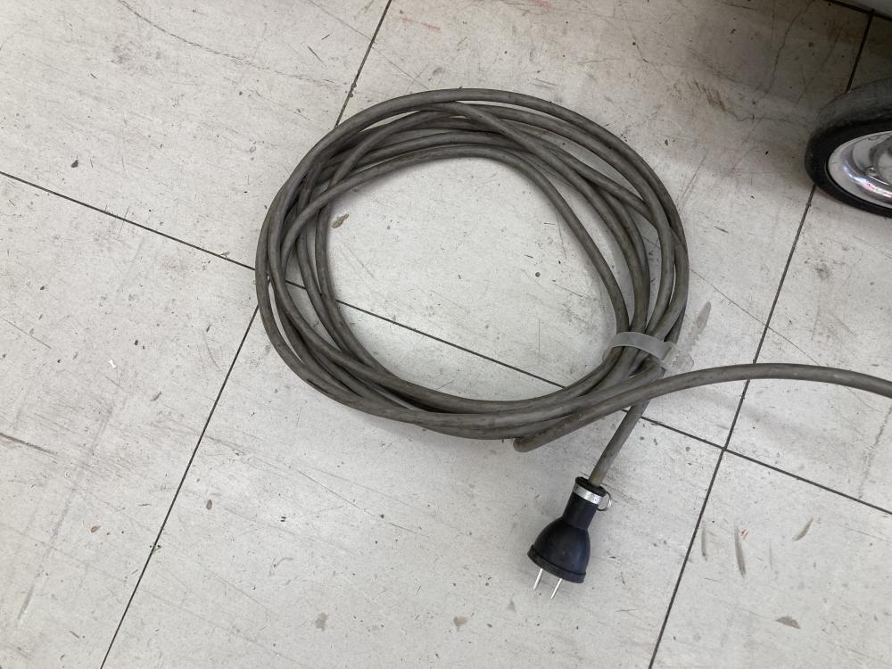 エバラ ウェットクリーナー 25CLP2の中古 中古B使用感あり エバラ ウェットクリーナー 25CLP2の中古 中古B使用感あり
