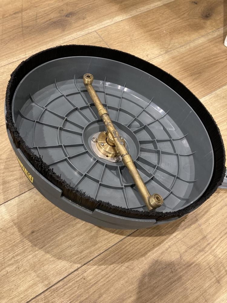 KARCHER ケルヒャー サーフェスクリーナー FR30の中古 中古B使用感あり