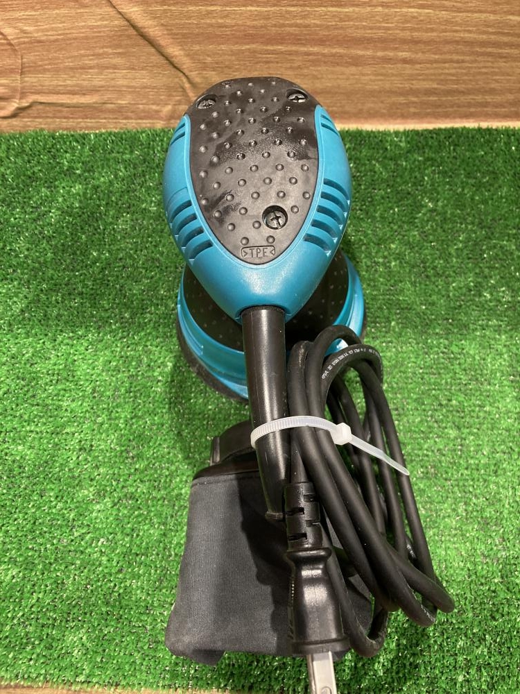 マキタ 125mmランダムオービットサンダ BO5030の中古 中古B使用感あり
