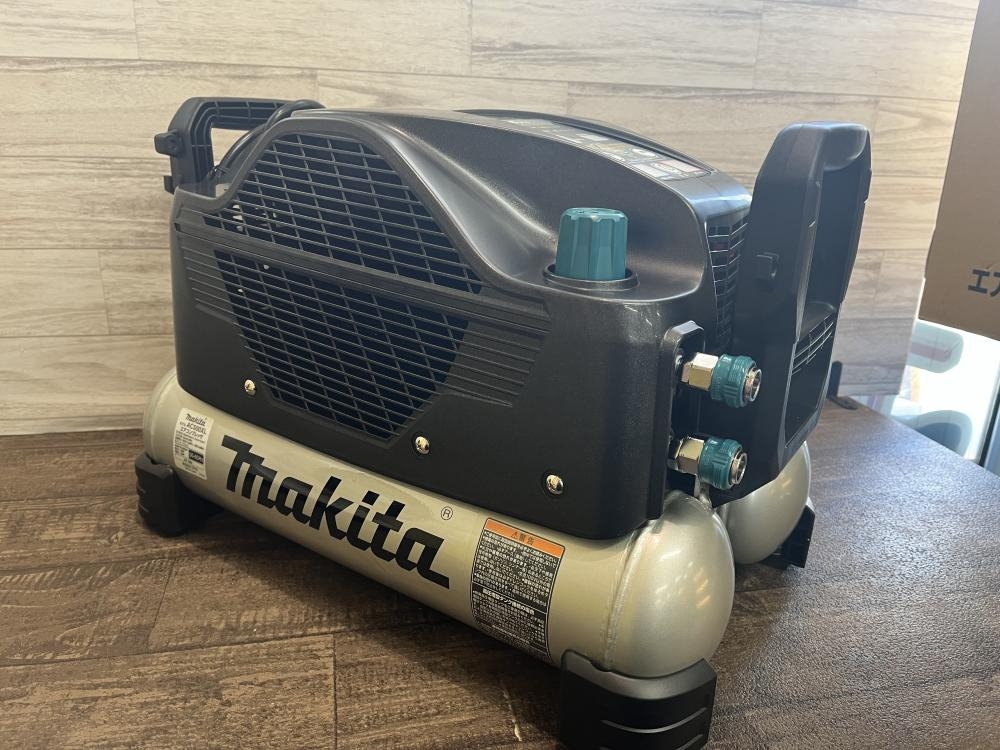 マキタ makita エアコンプレッサ 常圧・高圧 AC500XLB 黒 11Lの中古 未