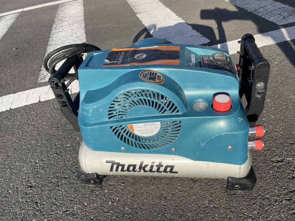 makita マキタ 高圧エアコンプレッサ AC460XLHの中古 中古C傷汚れあり 